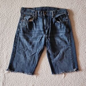 Levis 569 Distressed Grunge Wiskering Raw Hem Cropped Capri Denim Jean Shorts